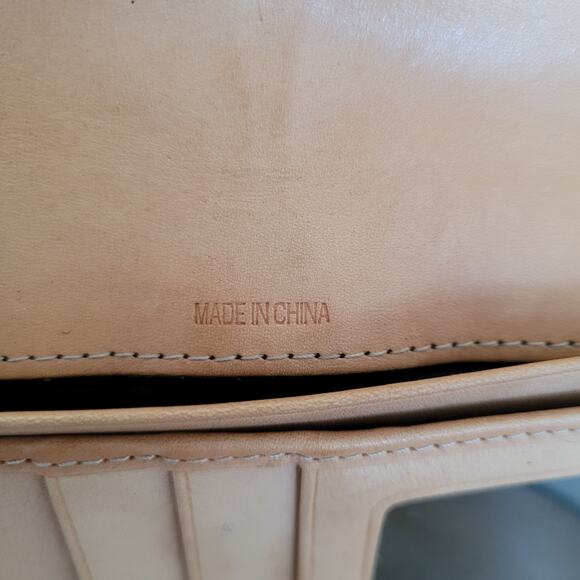 Coach Buckle Signature Clutch Wallet Large Logo Canvas Leather Black Trifold - Picture 4 of 9